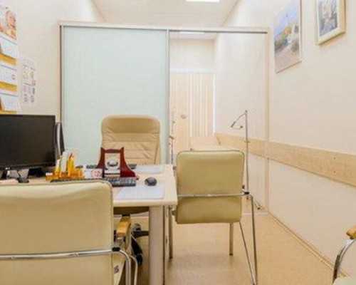 青岛助孕代怀包性别,
青岛妇幼和济南山大生殖哪家做三代试管好?